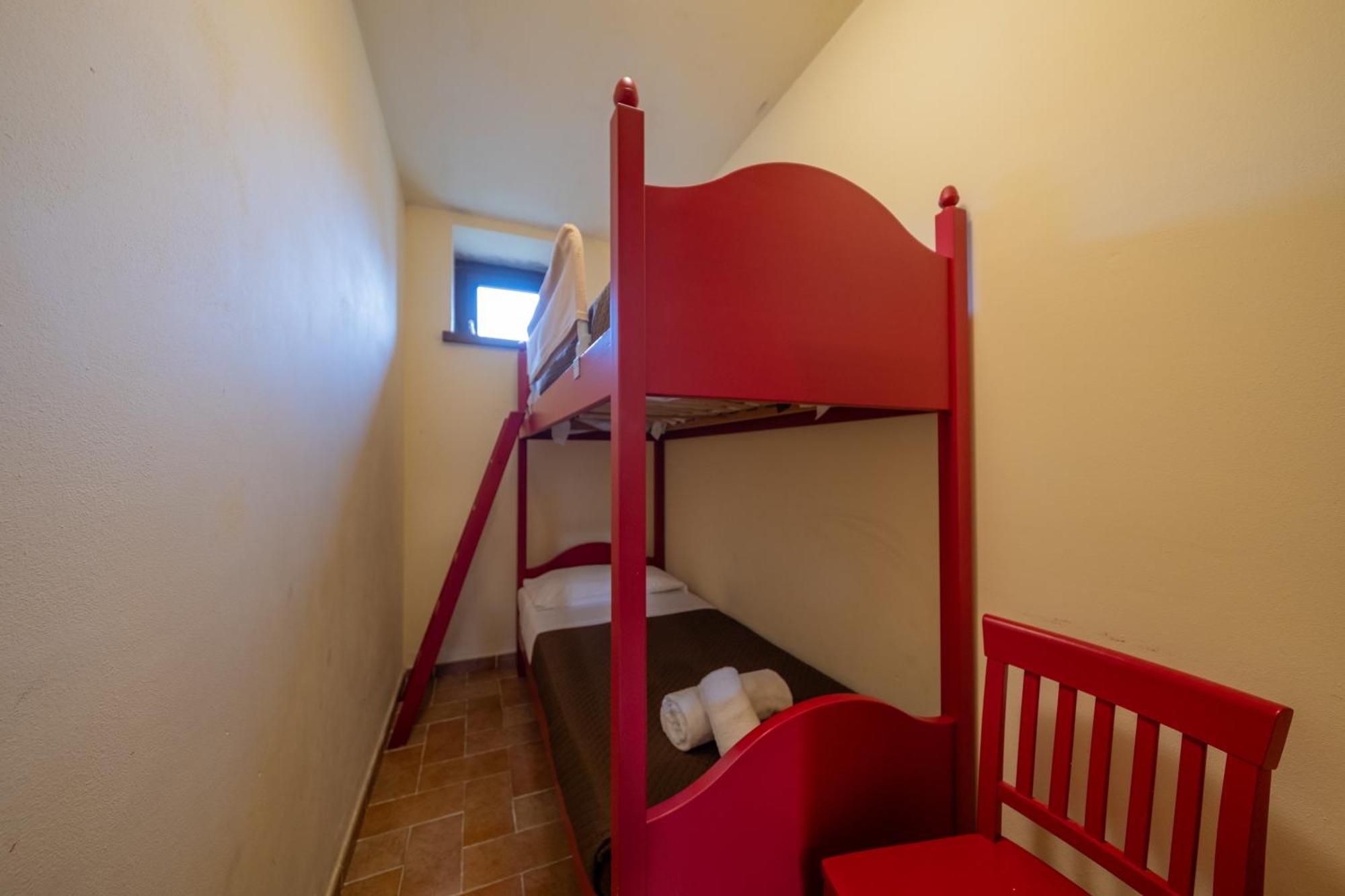 Agriturismo Borgo Biaia Camporgiano Екстер'єр фото