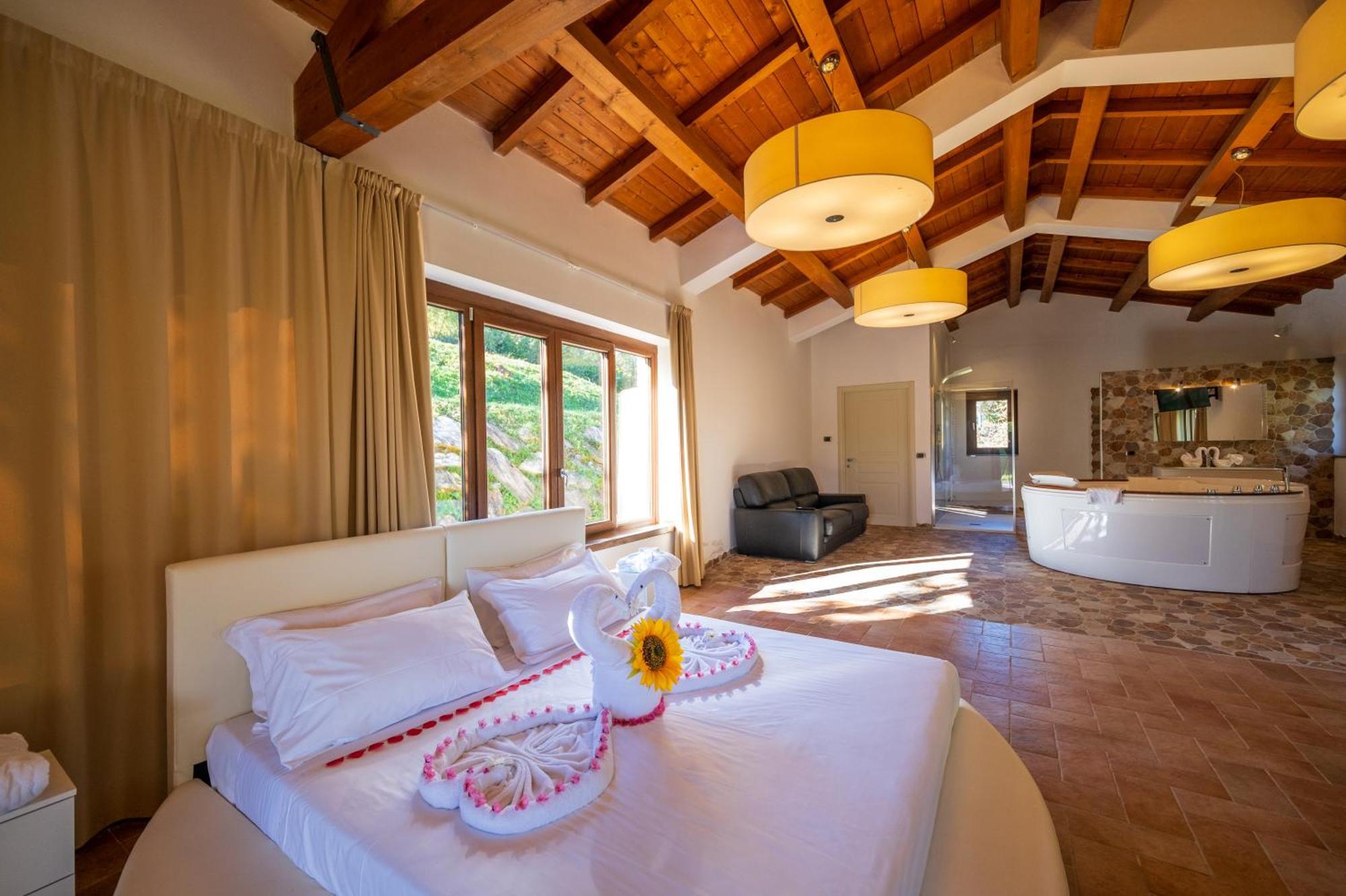 Agriturismo Borgo Biaia Camporgiano Екстер'єр фото