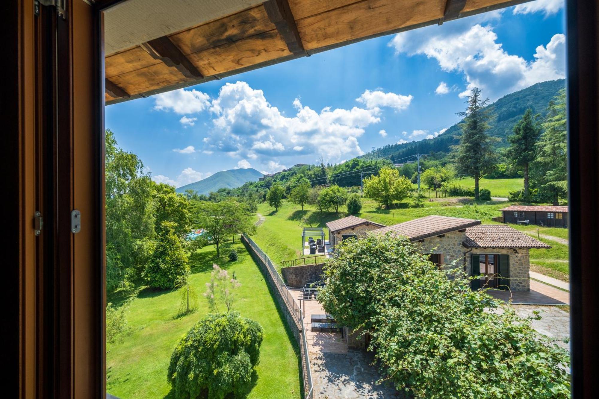 Agriturismo Borgo Biaia Camporgiano Екстер'єр фото